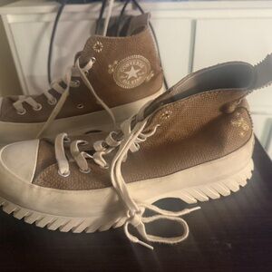 Converse Women's High-Top Sneakers - Brown and White